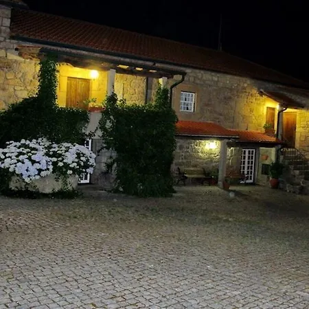 Casa Do Redondo 3*