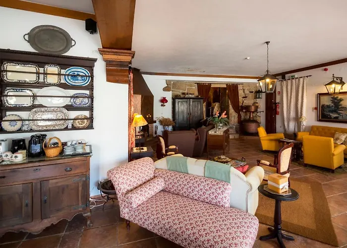 Alojamento de Acomodação e Pequeno-almoço Casa Do Redondo Rabaçal