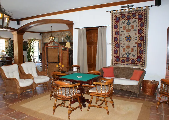 Alojamento de Acomodação e Pequeno-almoço Casa Do Redondo 3*