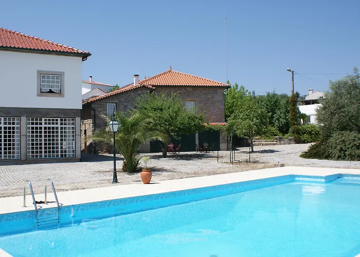Casa Do Redondo 3*